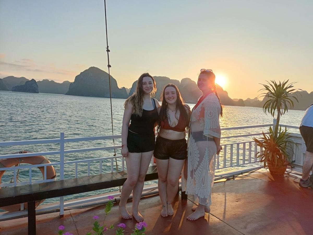 Kim'S Family Hotel Hạ Long-öböl Kültér fotó